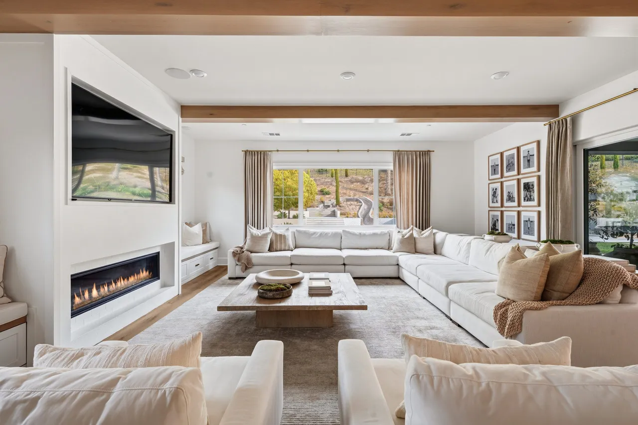 Family room in a modern farmhouse, Single HDR exposure